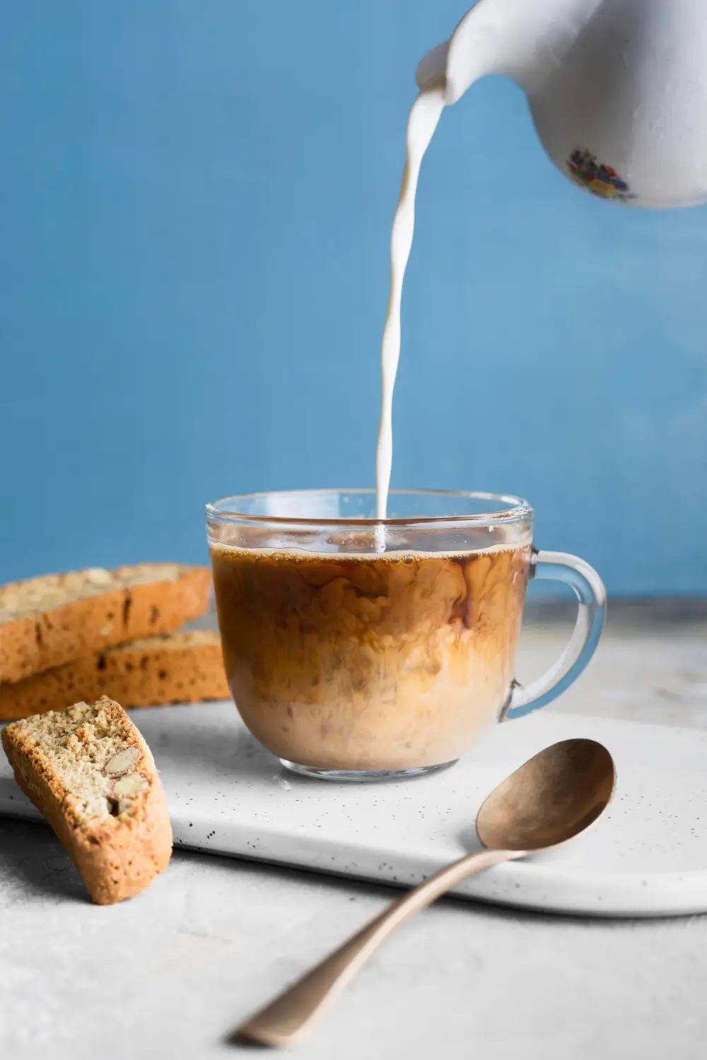 How to prepare white coffee at home